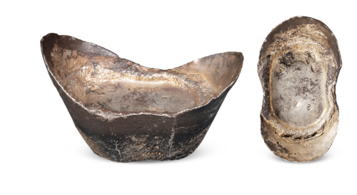 清末民初上海“文昇 弍”五十两夷场新一枚，重量：1832.4克，“文昇”商号锭首见，原包浆，品相完美