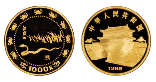 1989己巳蛇年生肖纪念金币一枚，精制，面值1000元，重量12盎司，成色99.9%，发行量200枚，NGC PF68UC