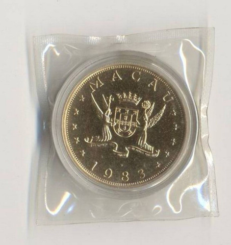 1983年癸亥(猪)年生肖纪念金币8克 完未流通