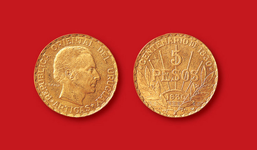 1930年乌拉圭5比索金币二枚