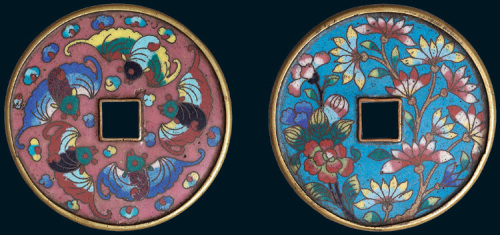 清代花卉大型珐琅钱（直径68mm）