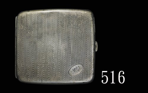 英国银质烟盒，重76克Britain silver tobacco case, wgt 76grm, 80x85mm
