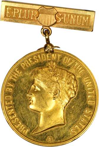 1910 State Department Life Saving Medal Presented by the President. Gold. 35.7 mm x 49.6 mm. 32.8 gr