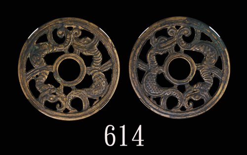 明朝双龙镂空花钱Ming Dynasty Bronze Double Dragon Openwork Charm Coin. 嘉诚评级 美品80L