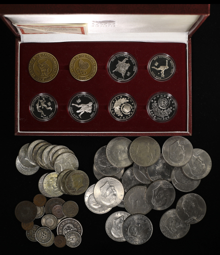 Lot of world coins 世界各国コイン 日本,韩国,アメリカ 返品不可 要下见 Sold as is No returns 状态混合