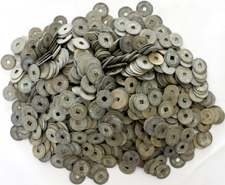 Lots bis 1949 Ca. 1000 Cashmunzen der Qing-Dynastie.   untersch. Erh.