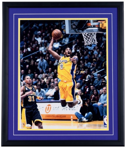  NBA球星科比 亲笔签名照片