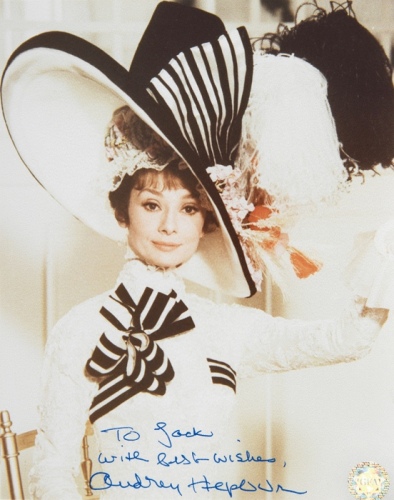  “人间天使”奥黛丽·赫本 亲笔签名照片