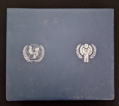  1979-1983年联合国儿童基金会精铸银币30枚一套，附原盒及证书 UNICEF Year of the Child, a complete set of 30 silver proof coins