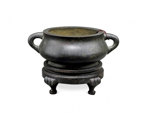  清“大明宣德年制”蚰耳炉一件，包浆熟美，闻德85（AAS2110120002002）