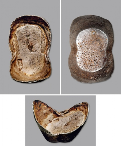  清“光绪年月日·吉林义源长·匠高升”五十两银锭一枚，重：1928.8g，锭形优美，戳记深峻，文字挺拔立体，醇厚灰色包浆，底光亮泽，状态自然，公博 AU55（1610042738）