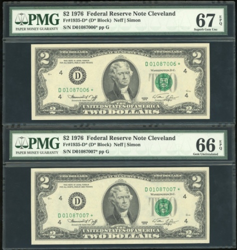  1976年美国贰圆一组两枚，补号D01087006*-7007*，均PMG66EPQ-67EPQ（2） United States: Federal Reserve Note, a pair of $