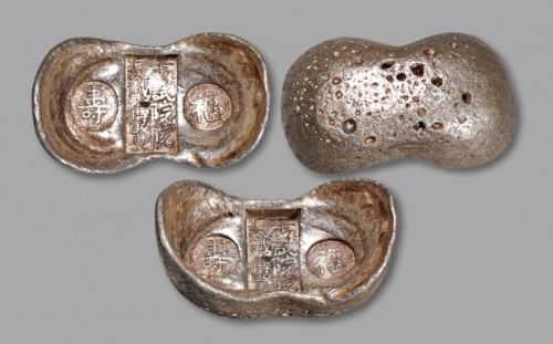  民国“考试院院长戴传贤·福寿”纪念银锭一枚，重：43g 锭形优美，字戳清晰，状态上佳，极美品<br>来源：张惠信先生旧藏<br>编者按：戴传贤，即戴季陶（1891年1月6日-1949年2月11日），原