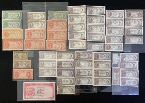  香港纸钞一组56枚， Hong Kong, a group of 56 notes, consists of: Hongkong & Shanghai Banking Corporation, $10