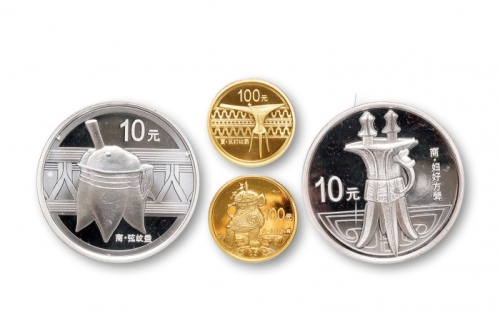  2012-2013中国青铜器1/4盎司金币二枚，1盎司银币二枚，共一组二套四枚