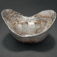 清代山东“山东盐课 李金城”十两银锭一枚，重量：366.5克，原光美品