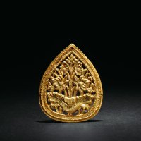明·金质镂空花卉纹霞帔坠