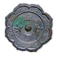 唐镜“仙骑图”一面。直径123mm，厚6mm。方药雨旧藏。