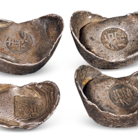 清末民初“福、寿、喜”吉语小锭一组四枚，重量分别为：33.7克、35.3克、35.6克、18.1克，保存完好