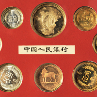 1982年精制硬币八枚全套