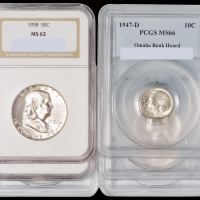 1947年美国罗斯福像10美分硬币二枚，PCGSMS66、NGC MS65；1953、1959、1964年华盛顿像25美分硬币各一枚，PCGS MS65、MS64、PR64；1958年50美分银币一枚