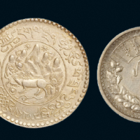 1935－1946年西藏雪山狮子图桑松果木银币1/2桑吉、3桑吉各一枚；1922年蒙古银币1图格里克、20蒙戈各一枚，计四枚，极美品