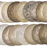 1900、1903、1908、1909、1910、1911、1912、1929、1930年香港“站人”壹圆银币二十枚，近未使用至完全未使用品