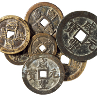 清代宝巩局“咸丰元宝”当百、“咸丰重宝”当十、五十各一枚，宝苏局“咸丰重宝”当十、当三十、当五十各一枚，“咸丰元宝”当百一枚，共计七枚，极美品