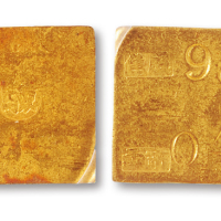 1949-1950年台湾银行“市两0.498”纪重金片一枚，成色：9850，ACCA鉴定评级AU55国民政府退台后，为稳定金融、鼓励储蓄，委托金瑞山银楼铸造，经由台湾银行验色后作为储蓄存款兑换之用，附