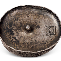 清代四川“刘”五两圆锭一枚，重量：187.6克，原包浆，打姓氏戳五两川锭极少