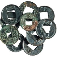 汉代“五铢”钱八枚