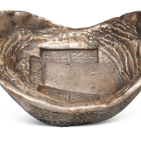 清代山东“歷城 福生银炉”十两银锭一枚，重量：386.9克，铸造规整，原包浆，保存完美