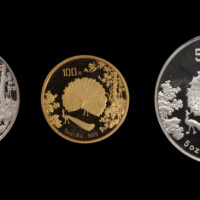 1993年孔雀开屏1盎司金、5盎司银、1盎司银币各一枚（无图）