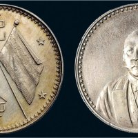 曹锟文装、戎装宪法成立纪念银章各一枚