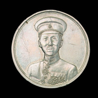 1936年张学良像白色合金纪念章一枚