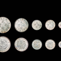 1894年湖北省造光绪元宝库平七钱二分、三钱六分银币全套五枚