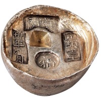 清代四川“夔关 卅年九月 匠胡吉士”、“福”十两圆锭一枚