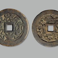 手雕大型花钱