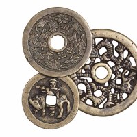 清代至民国“连中三元早生贵子”吉语花钱 “洪武通宝”背放牛图花钱 双龙戏珠镂空花钱各一枚