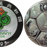 2005年06德国世界杯300元纪念币 完未流通