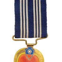 编号898）、忠勤奖章（编号02566,带原盒）、忠贞奖章（编号1966）各一枚