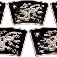 2000年中国人民银行发行庚辰（龙）年扇形生肖纪念银币七枚