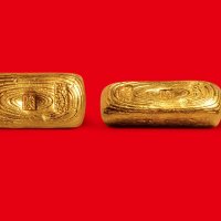 十足金赤”一两金锭