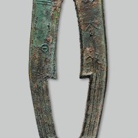 “齐大刀”三字刀背“日”