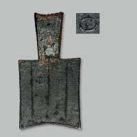 周王畿铸“目”字大型平肩弧裆空首布