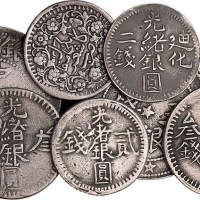 清代、民国新疆银币一组七枚