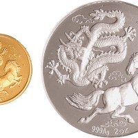 1992年龙马纪念金银币二枚全