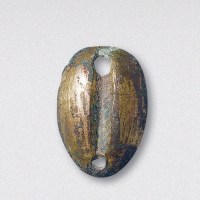 战国鎏金铜贝（高24.5mm）