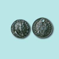 1689年英国3法新、4法新小银币各一枚