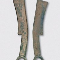 战国齐国“齐法化”背“草”三字刀